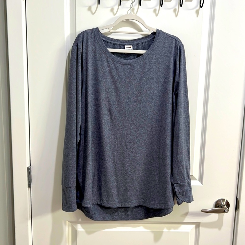 Avia size XXXL/3XG (22) gray long sleeve shirt, very soft
